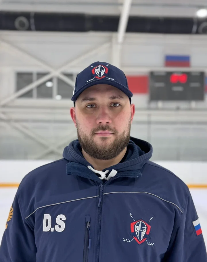 Дмитрий Ситников — главный тренер младшей группы